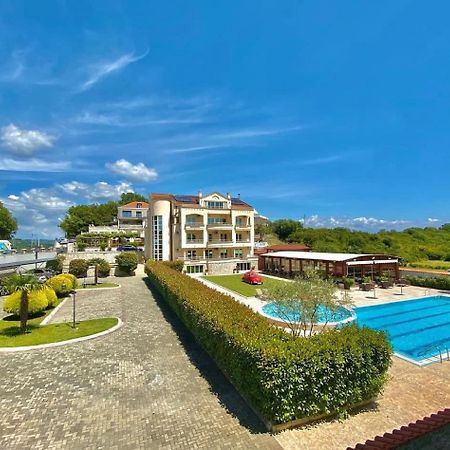 Apart Hotel Llolla Улцинь Екстер'єр фото