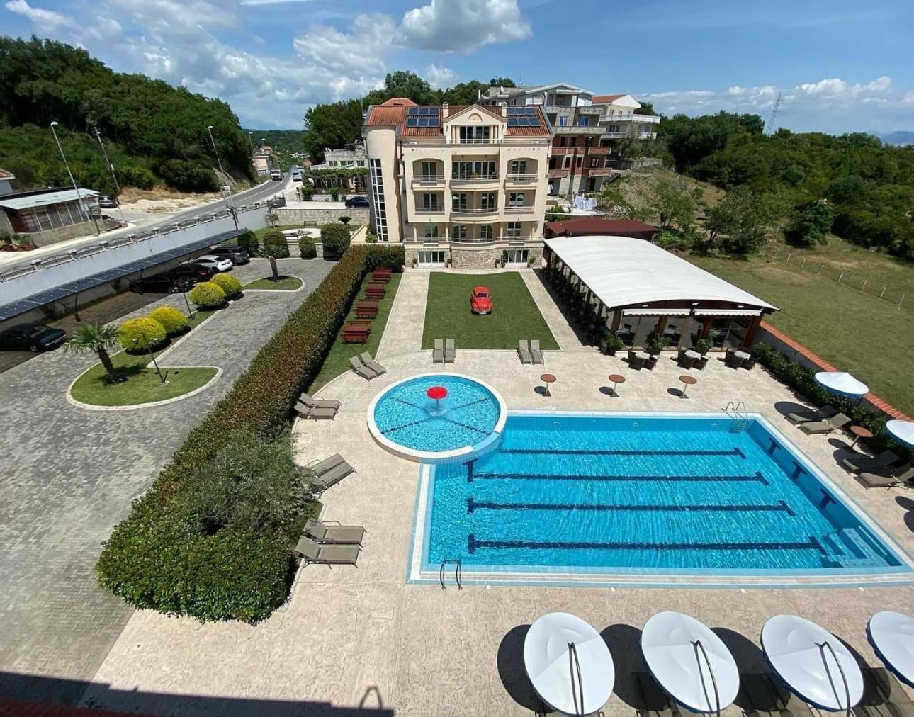 Apart Hotel Llolla Улцинь Екстер'єр фото
