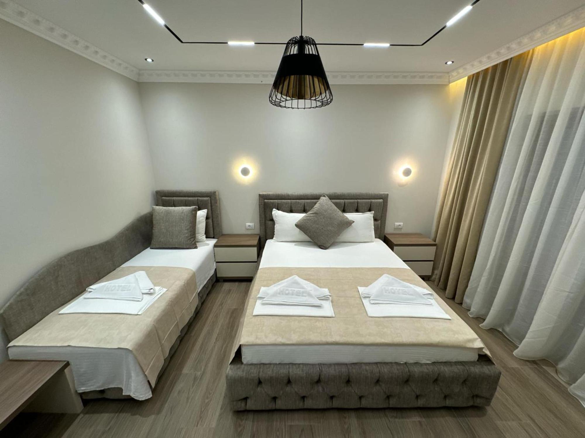 Apart Hotel Llolla Улцинь Екстер'єр фото